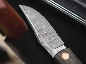 Сгъваем джобен нож Boker Solingen Annual Damascus 2022 с острие от ръчно кована дамаска стомана